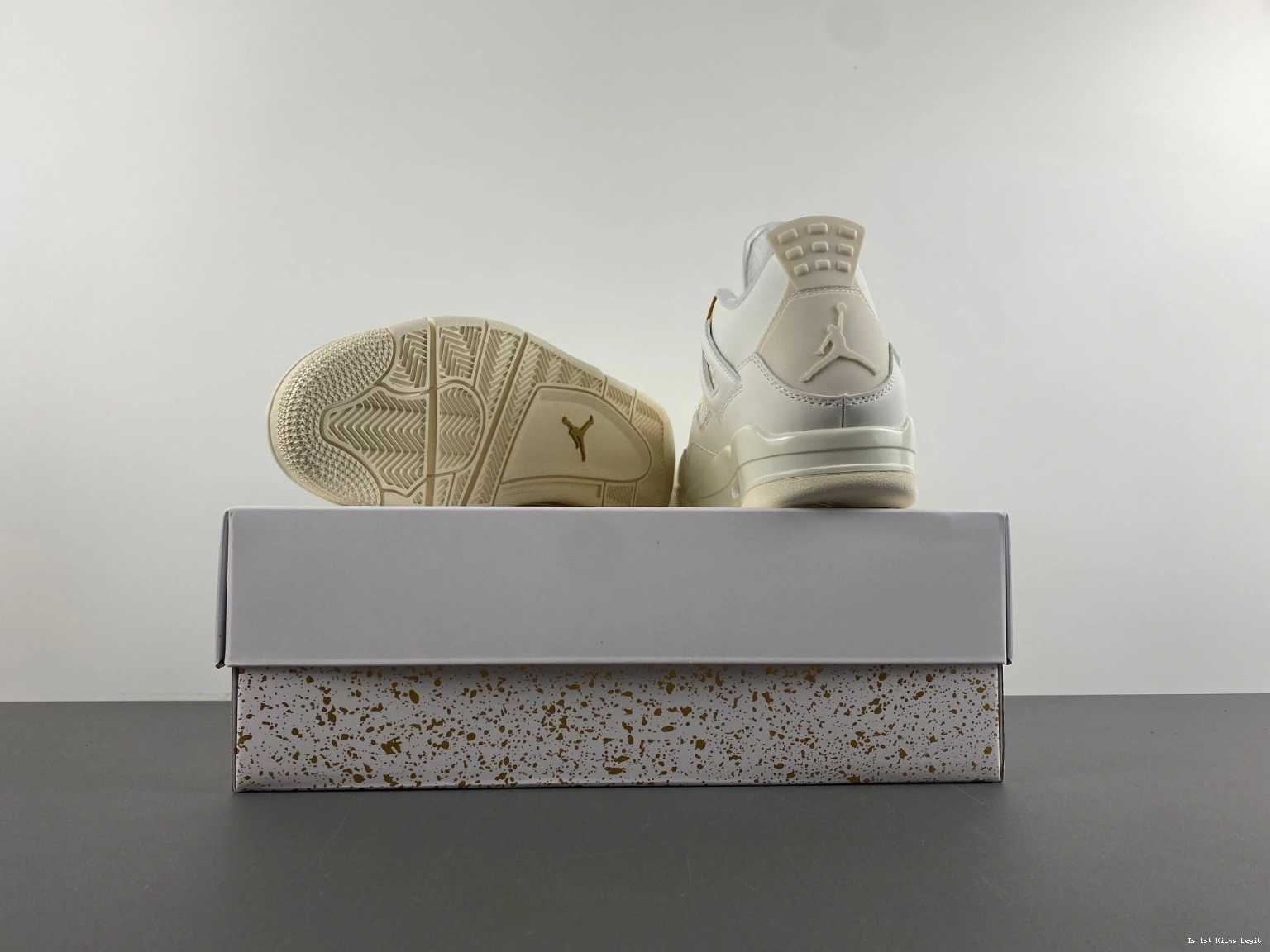 Air 4 Sail AQ9129-170 Jordan 1124